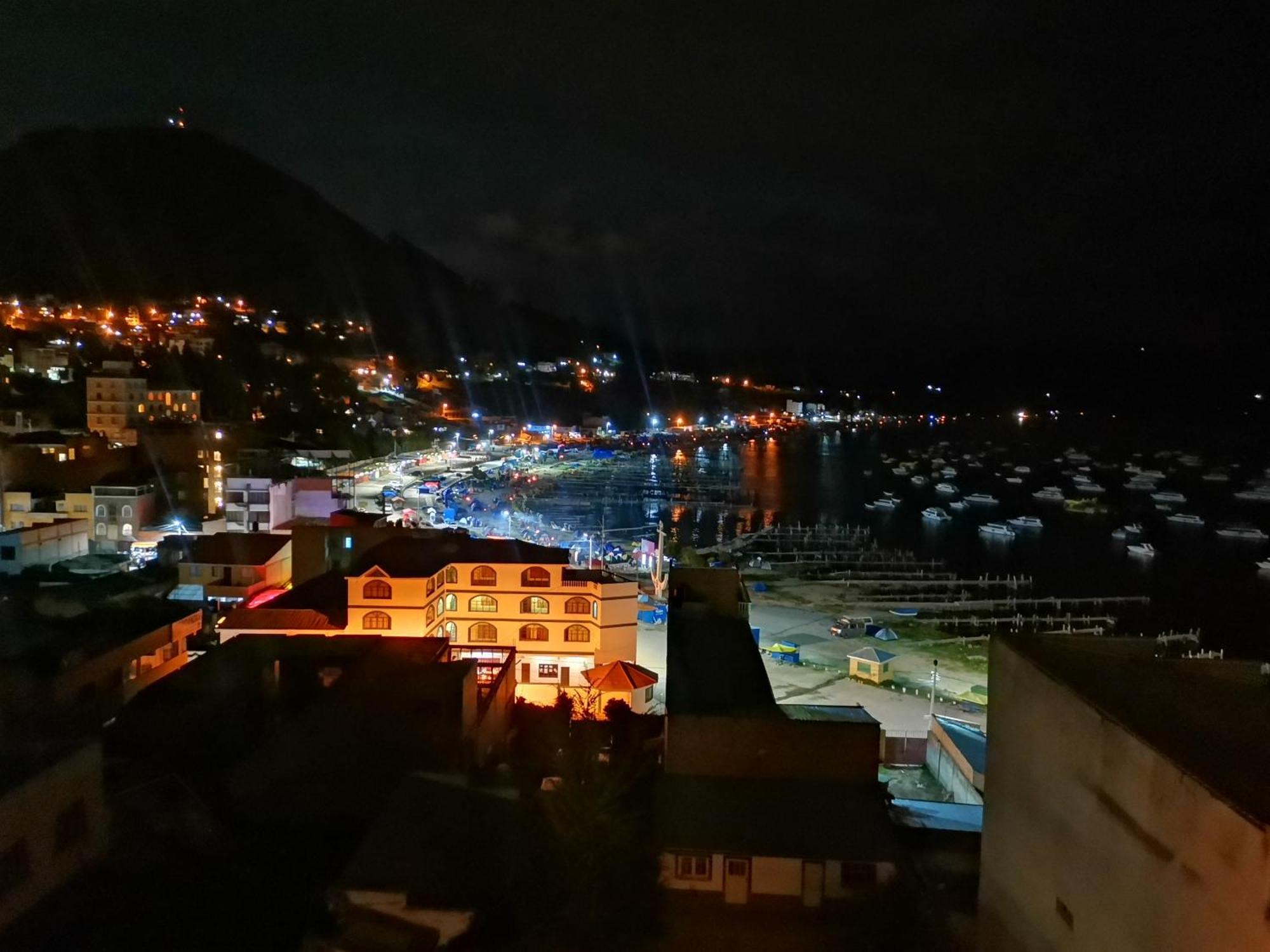 Estrella Del Lago Копакабана Екстер'єр фото